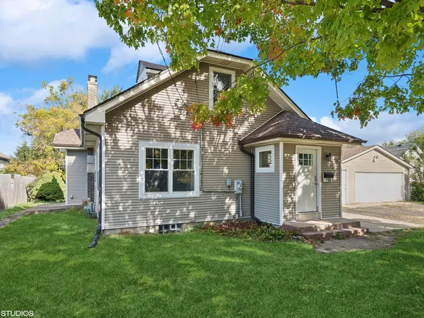 210 E Lincoln Ave, Glendale Heights, IL 60139
