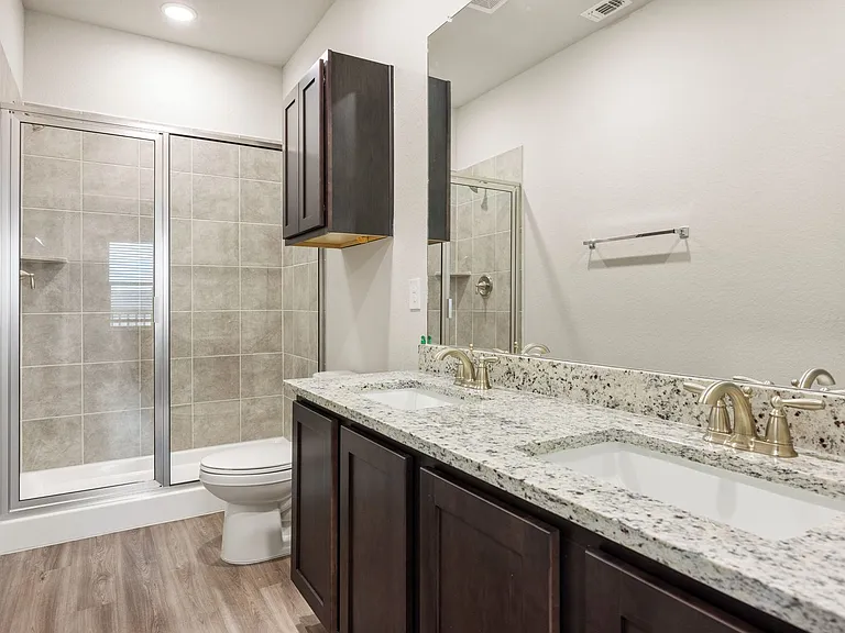 354 Emma Dr — Photo 12
