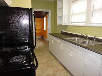 4th image of 315 W 6th Ave #B