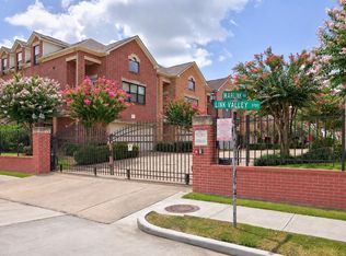 9813 Marlink Ln, Houston, TX 77025