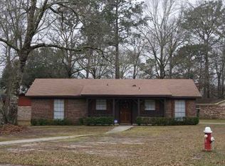 463 Scott Dr, Saraland, AL 36571