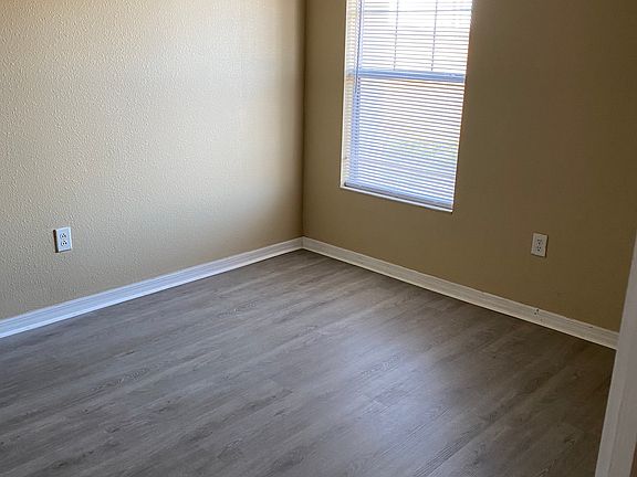 5th image of 212 Melissa Pl Unit C