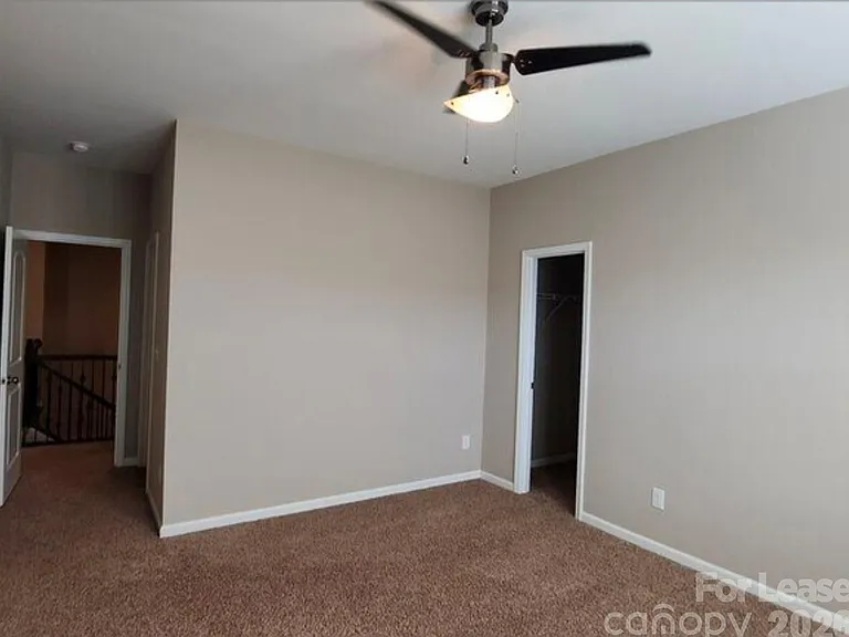 317 Montibello Dr — Photo 4