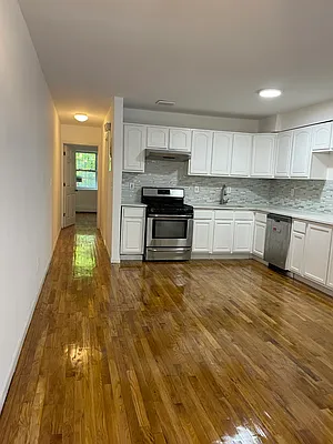 Rented by Moving Forward Real Estate NYC | media 24