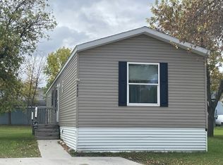 4426 San Juan, Fargo, ND 58103