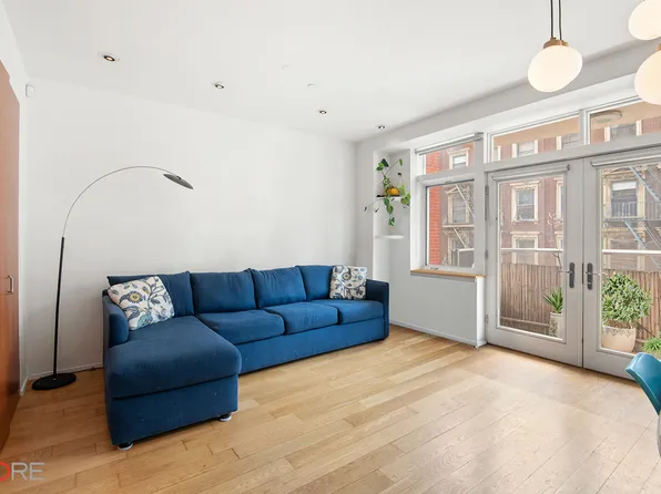 265 West 122nd Street C image 2 of 17