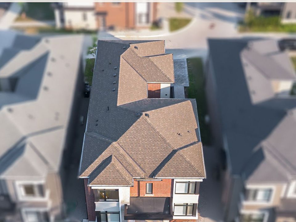 1st image of 3B Norbury Cres