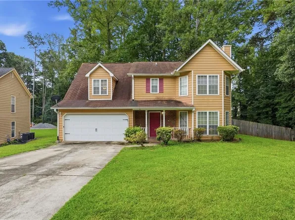 1499 Saint Dunstans Rd, Lithonia, GA 30058
