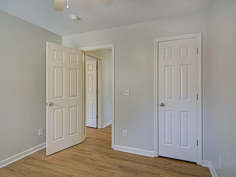 Middle Bedroom