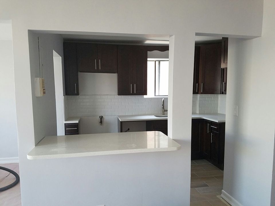 1st image of 10758A Watson Pl