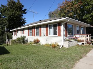 520 Main St, Wild Rose, WI 54984