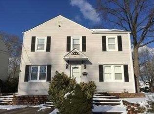 231 Lindbergh Blvd, Teaneck, NJ 07666