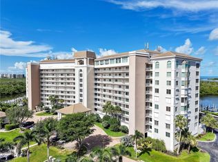 13105 Vanderbilt Dr UNIT 909, Naples, FL 34110