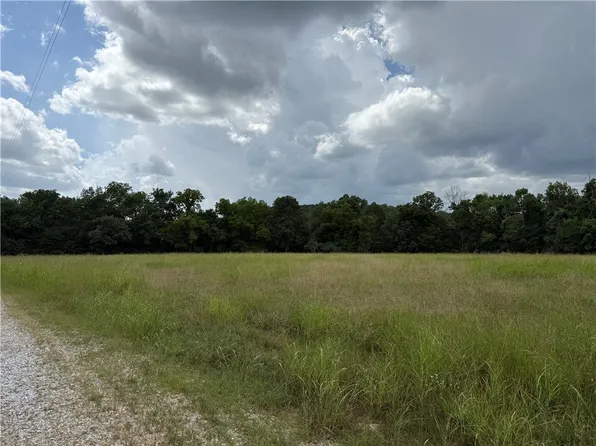 708 E Bowen Blvd #8, Fayetteville, AR 72703