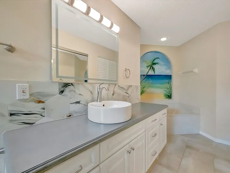 1016 Harbor Town Dr — Photo 35