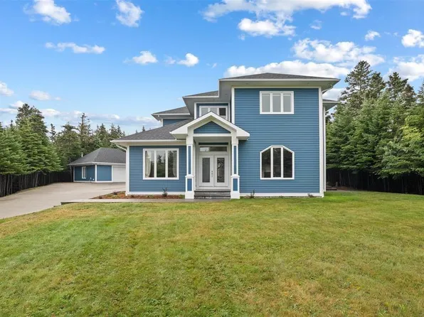 8 Cayman Drive, Portugal Cove-St. Philip's, NL A1M3E3