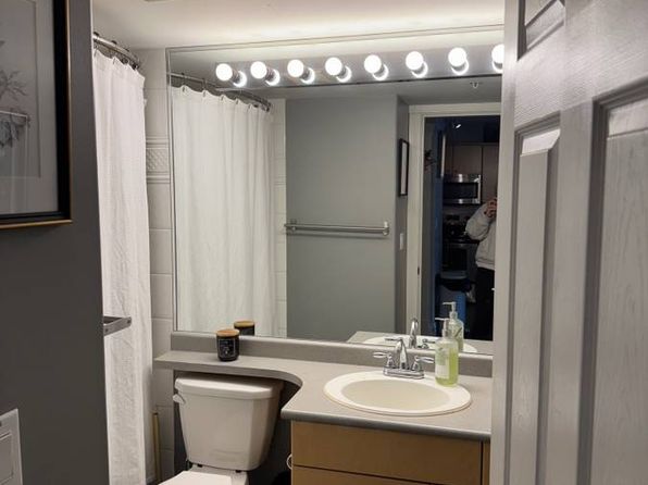 3122 Saint Johns St #416, Pt Moody, BC V3H 5C8