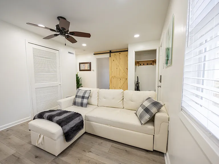 1230 Reese Ave #1230 — Photo 11