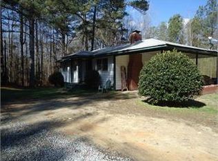 109 Strickland Dr, Dallas, GA 30132