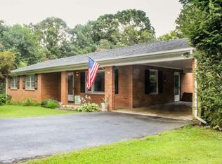 625 Ridgemont Rd, Earlysville, VA 22936