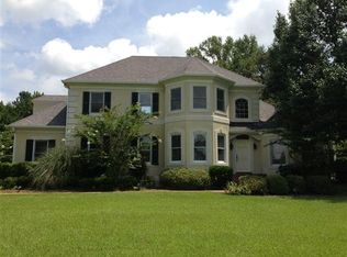 108 Valleybrook Dr, Columbus, MS 39702