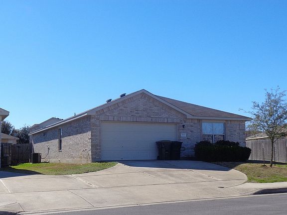 2nd image of 503 Indian Meadow Dr