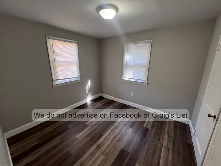 4252 Deadwyler Dr — Photo 4