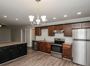 15 Camden Woods Dr NW, Cartersville, GA 30121