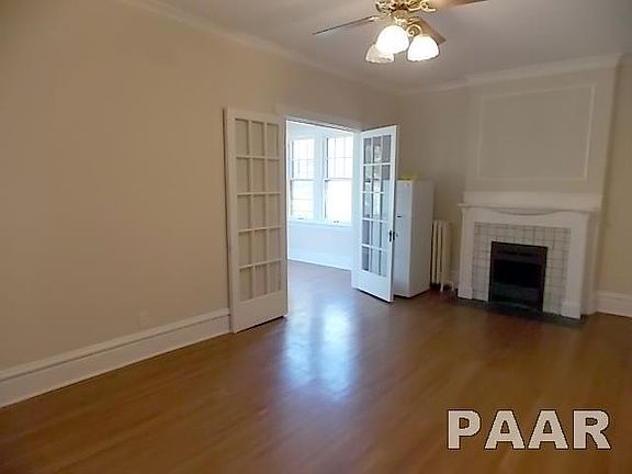 4th image of 1406 W Barker Ave