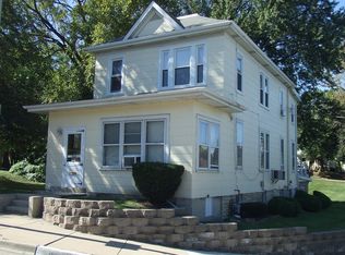 502 State St, Lemont, IL 60439