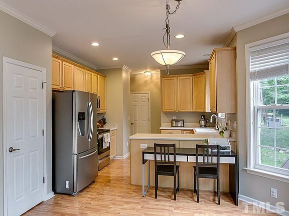 5th image of 6509 Loganbury Ln