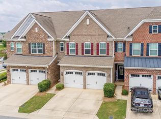 114 Clarendon St UNIT D, Mooresville, NC 28117