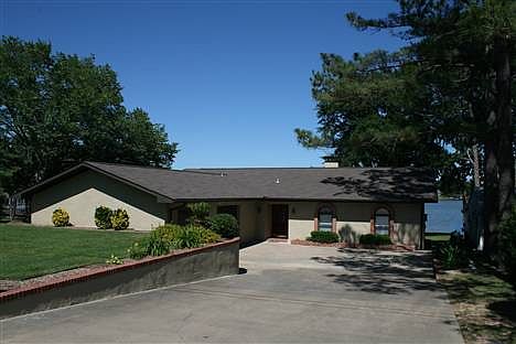5th image of 208 Sherwood Shore Dr