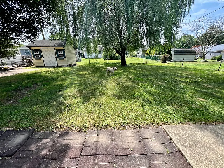 4604 David Dr — Photo 33
