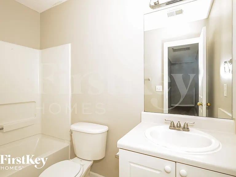 137 Watercress Ct — Photo 15
