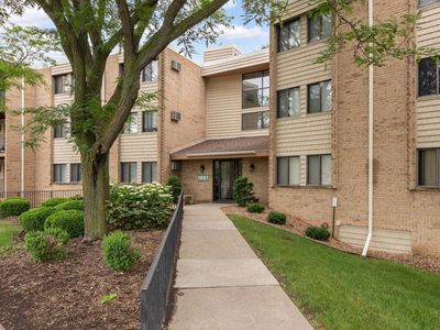 1887 Silver Bell Rd APT 115, Eagan, MN, 55122