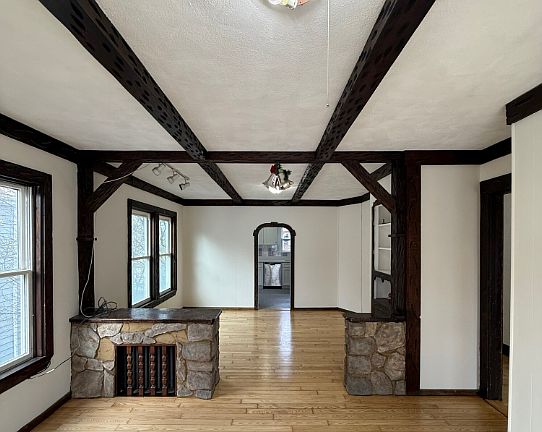 2nd image of 5 Alcott St #2