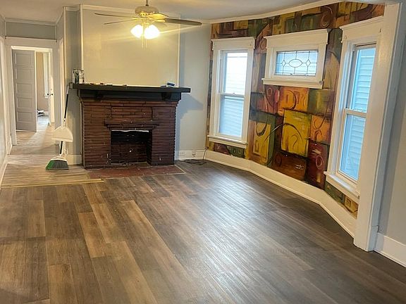 5th image of 1706 S Park Ave