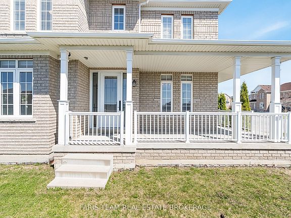 5th image of 135 Prince William Way