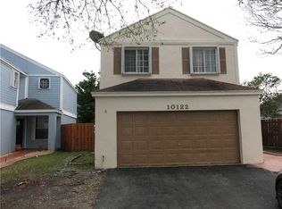 10122 SW 223rd Ter, Cutler Bay, FL 33190