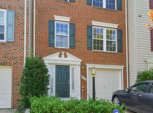 8029 Horseshoe Cottage Cir, Lorton, VA 22079