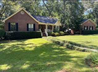 100 E Country Pl, Jackson, AL 36545