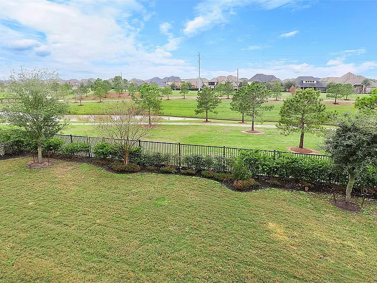 28423 Tall Juniper Hill Dr — Photo 50