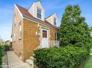 5316 N Meade Ave, Chicago, IL 60630