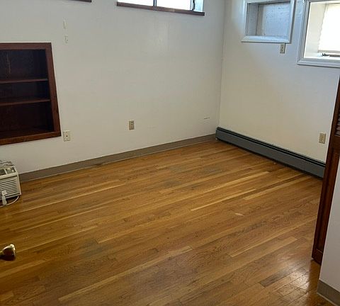 4th image of 345 Summer St #1