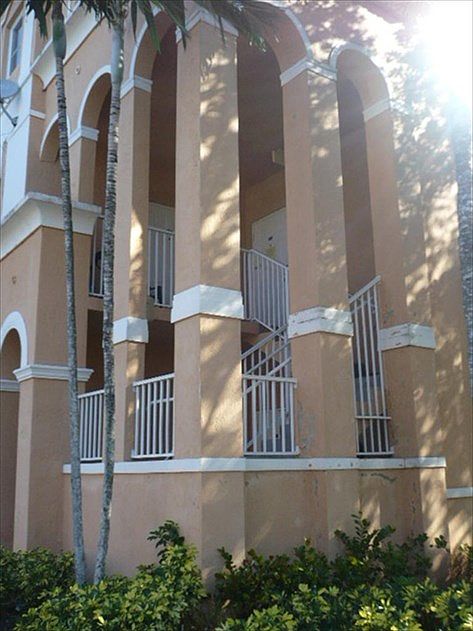 1st image of 17640 NW 73rd Ave APT 200