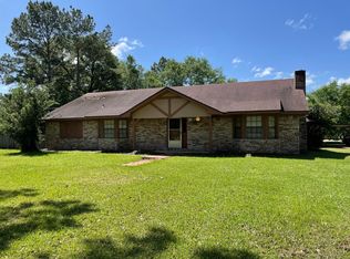 225 E Hooks St, Sour Lake, TX 77659