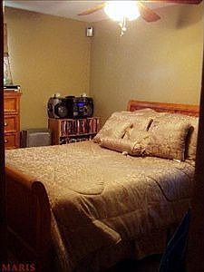 5th image of 4121 Shirley Dr