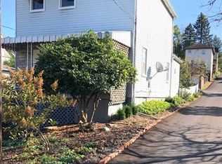 1114 Rodgers St, Pittsburgh, PA 15207