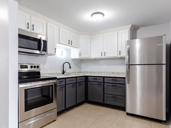 800-834 Victoria Dr #819-A